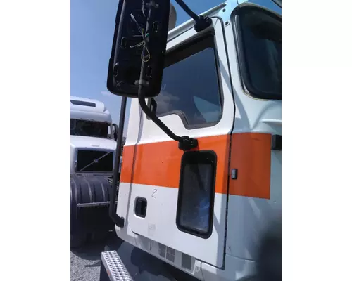MACK ANTHEM DOOR ASSEMBLY, FRONT