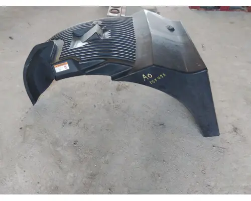 MACK ANTHEM FENDER, SPLASH SHIELDGUARD
