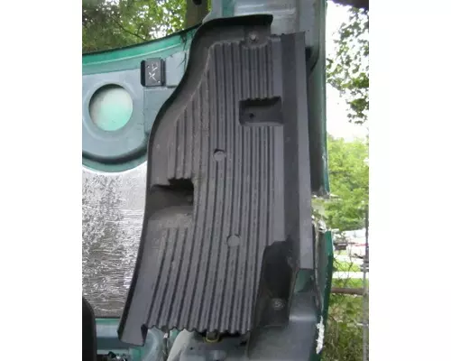 MACK ANTHEM FENDER, SPLASH SHIELDGUARD