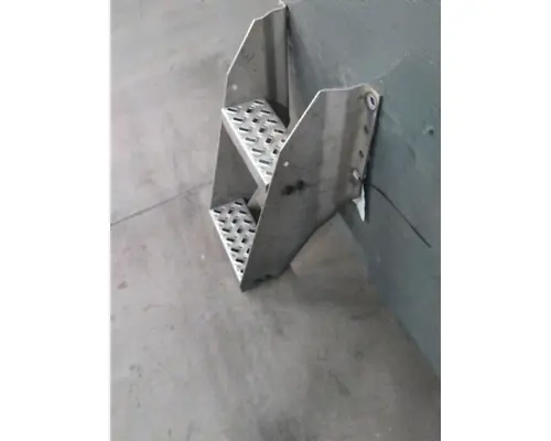 MACK ANTHEM FRAME STEP