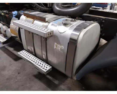 MACK ANTHEM FUEL TANK
