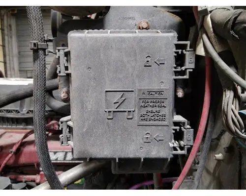 MACK ANTHEM FUSE BOX