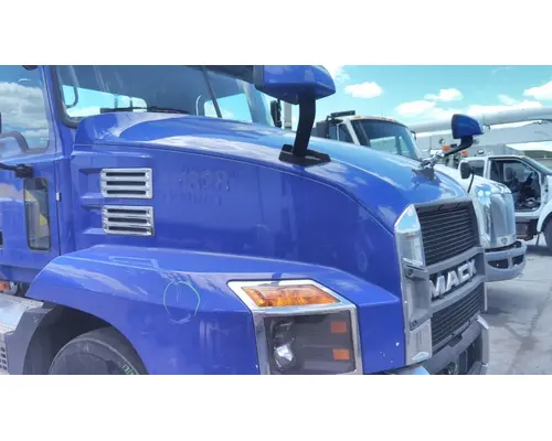 MACK ANTHEM HOOD