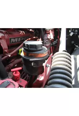 MACK ANTHEM POWER STEERING RESERVOIR