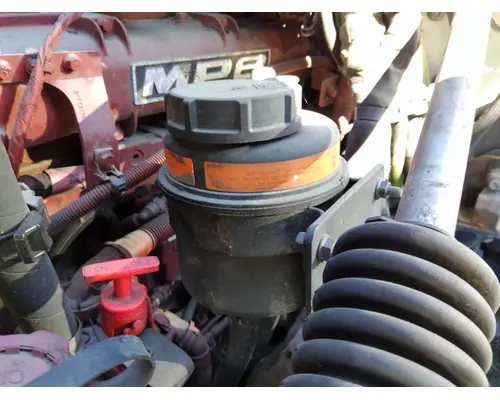 MACK ANTHEM POWER STEERING RESERVOIR