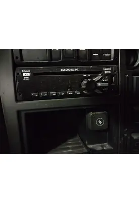 MACK ANTHEM RADIO AM/FM/BLUETOOTH