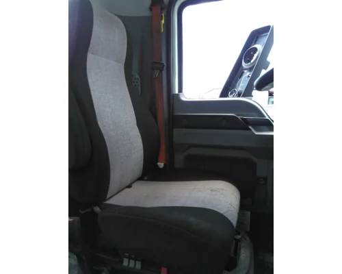 MACK ANTHEM SEAT, FRONT