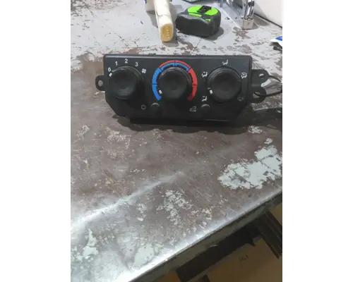 MACK ANTHEM TEMPERATURE CONTROL