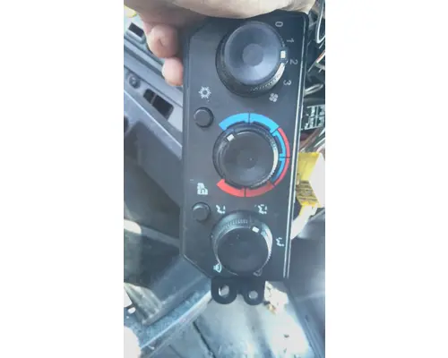 MACK ANTHEM TEMPERATURE CONTROL