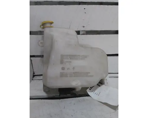 MACK ANTHEM WINDSHIELD WASHER RESERVOIR