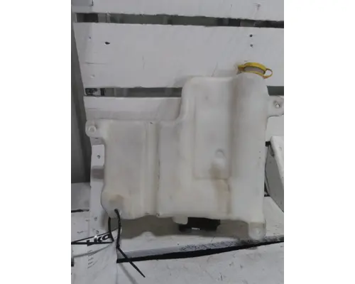 MACK ANTHEM WINDSHIELD WASHER RESERVOIR