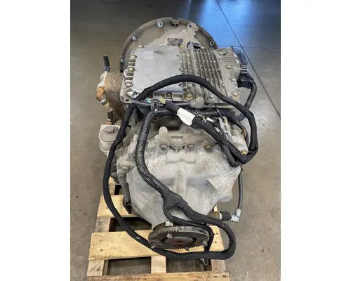 MACK AT2612F Transmission Assembly