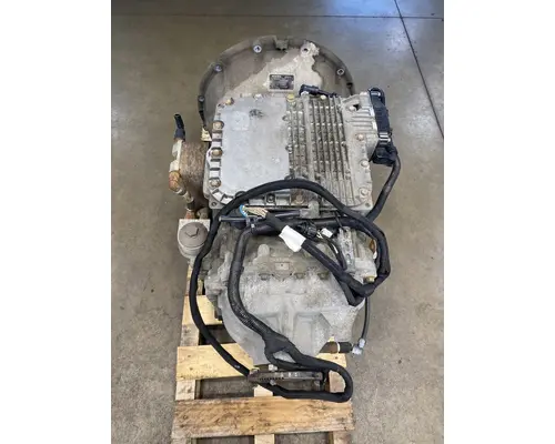 MACK AT2612F Transmission Assembly