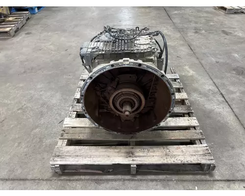 MACK ATO2612D Transmission Assembly