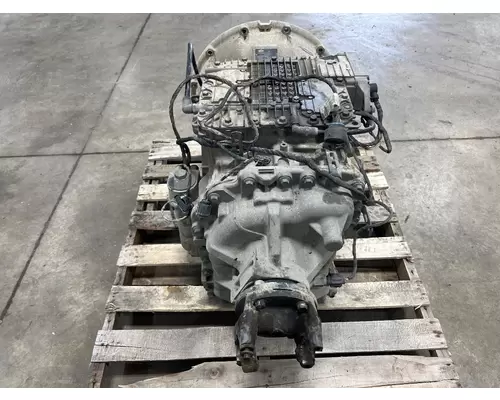 MACK ATO2612D Transmission Assembly