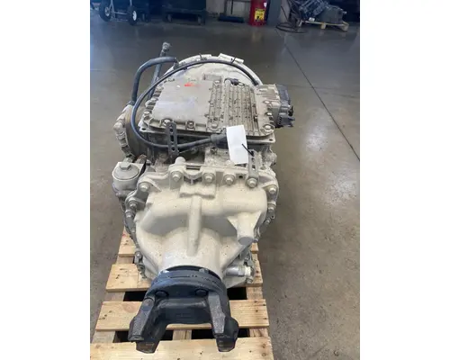 MACK ATO2612F Transmission Assembly
