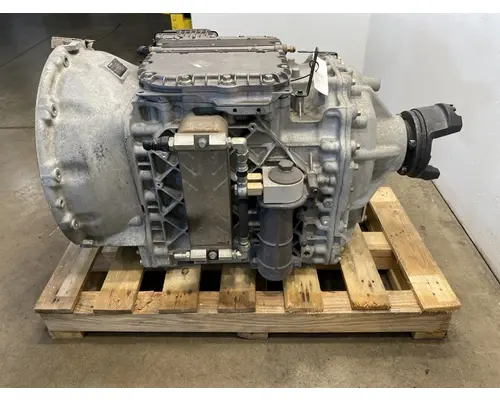 MACK ATO2612F Transmission Assembly