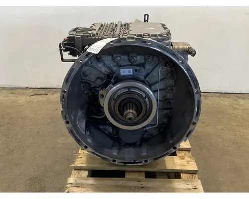 MACK ATO2612F Transmission Assembly