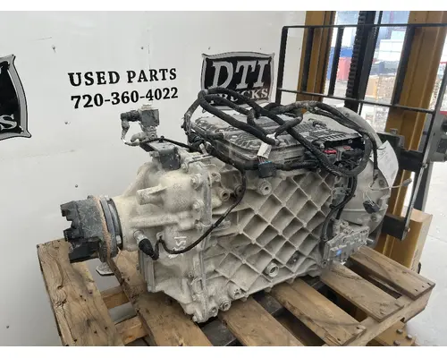 MACK ATO2612F Transmission Assembly