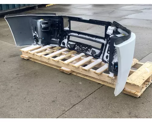 MACK Anthem Bumper Assembly, Front