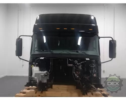 MACK Anthem Cab