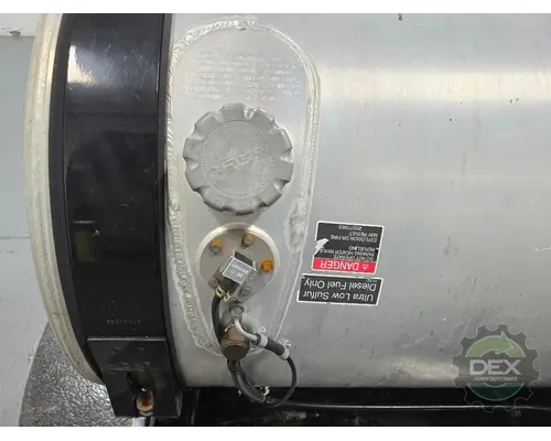 MACK Anthem Fuel Tank