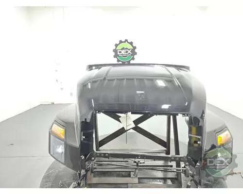 MACK Anthem Hood