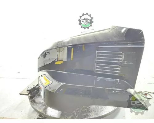 MACK Anthem Hood
