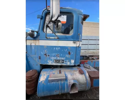 MACK B73 Vehicle For Sale