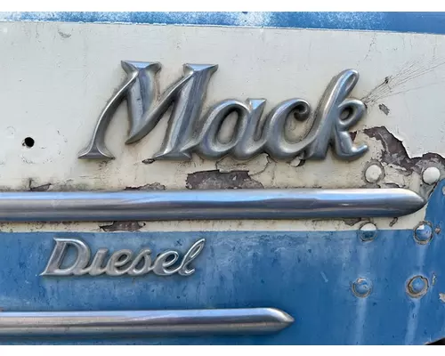 MACK B73 Vehicle For Sale