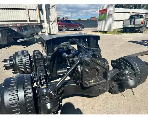 MACK CAMEL BACK Cutoff Assembly (Complete With Axles)