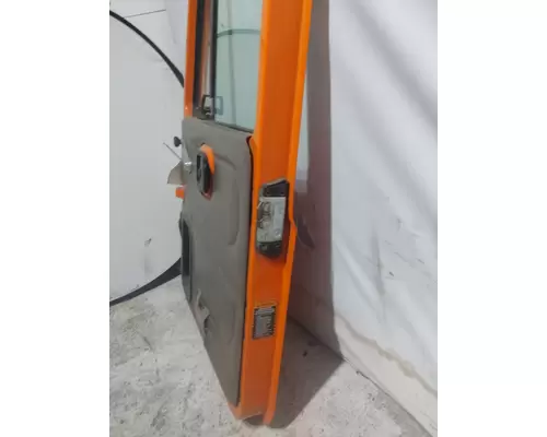 MACK CH 1989-2003 DOOR ASSEMBLY, FRONT