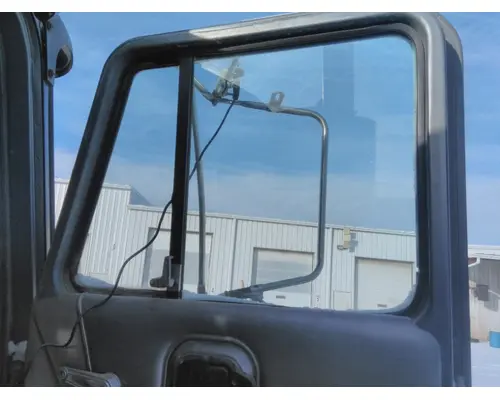MACK CH 1989-2003 DOOR ASSEMBLY, FRONT