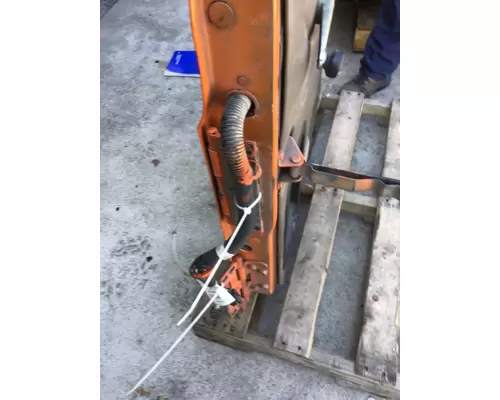 MACK CH 1989-2003 DOOR ASSEMBLY, FRONT