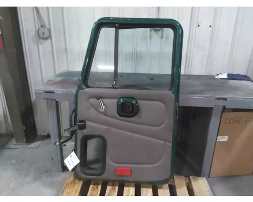 MACK CH 1989-2003 DOOR ASSEMBLY, FRONT