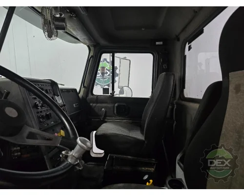 MACK CH 613 Cab