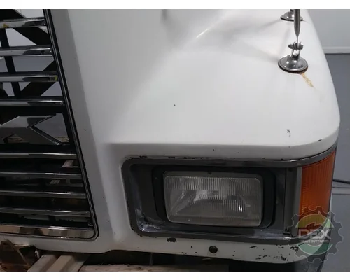 MACK CH 613 Hood