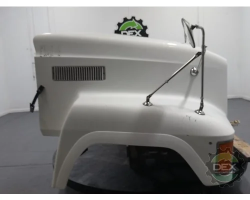 MACK CH 613 Hood