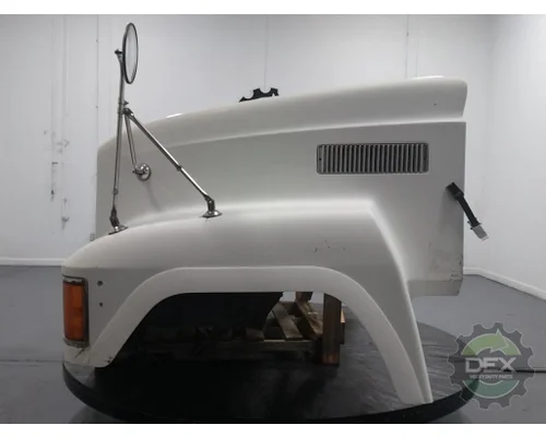 MACK CH 613 Hood