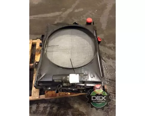 MACK CH 613 Radiator