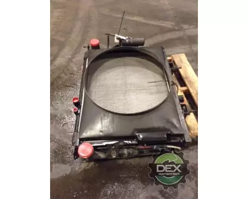 MACK CH 613 Radiator