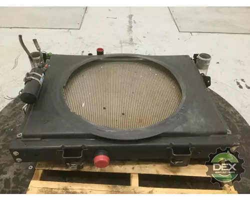 MACK CH 613 Radiator