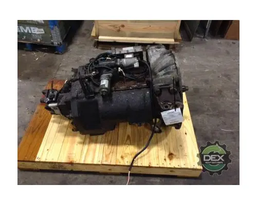 MACK CH 613 Transmission Assembly