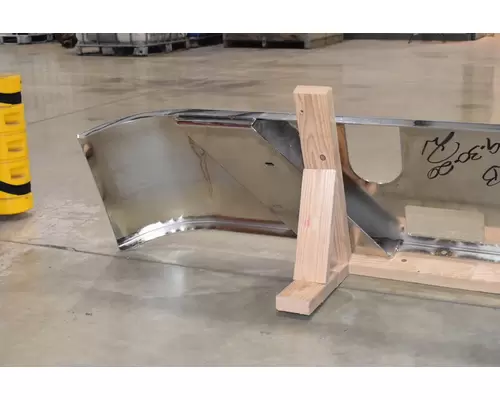 MACK CH Series Bumper Assembly, Front