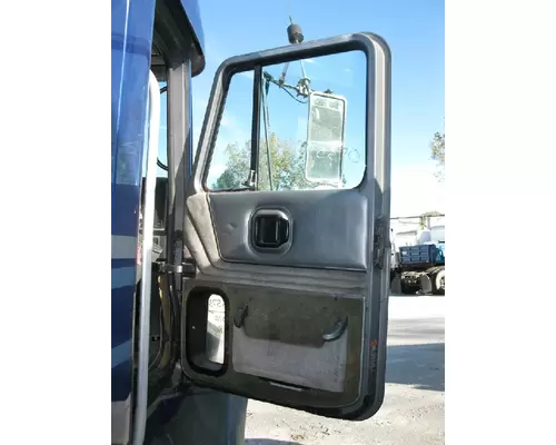 MACK CH600 SERIES Door Assembly, Front