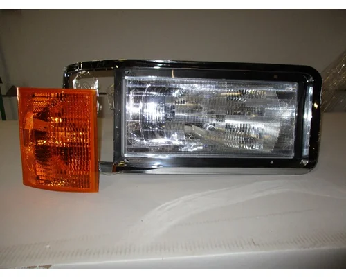 MACK CH612 1988-2005 HEADLAMP ASSEMBLY