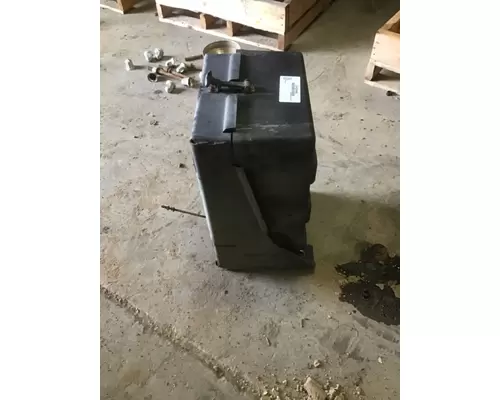 MACK CH612 BATTERY BOX