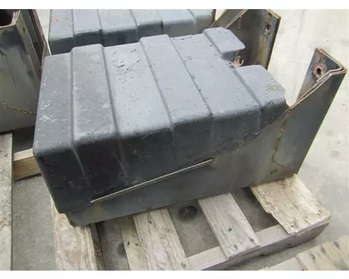 MACK CH612 BATTERY BOX