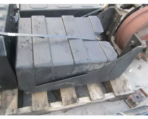 MACK CH612 BATTERY BOX