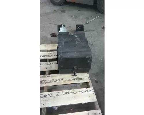 MACK CH612 BATTERY BOX